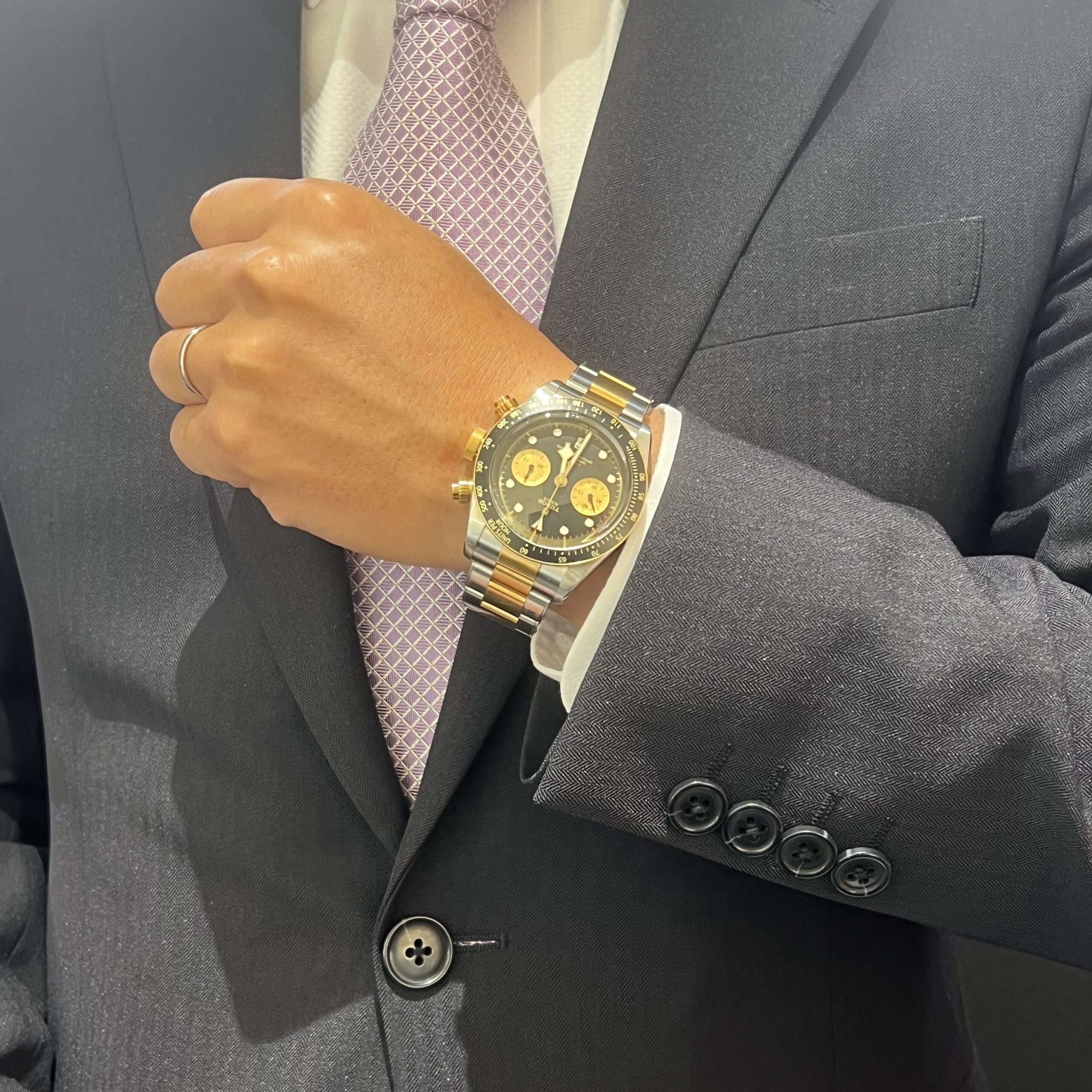 安心堂浜松店公式ブログ 【TUDOR】チューダー ブラックベイ クロノ