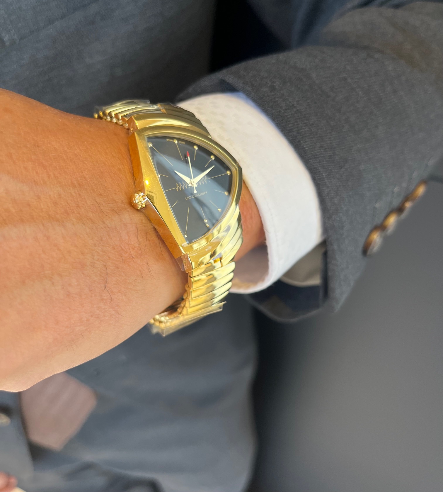 安心堂浜松店公式ブログ 【Hamilton】大人気！ベンチュラ！H24301131