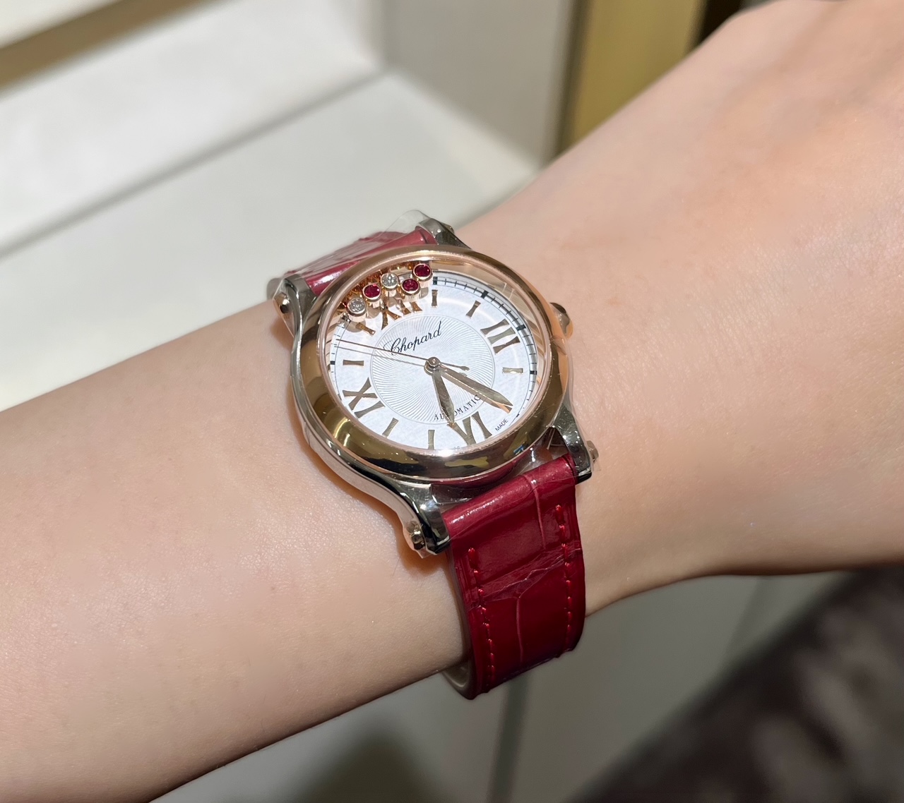 安心堂浜松店公式ブログ 【Chopard】ダイヤモンドが動くハッピー