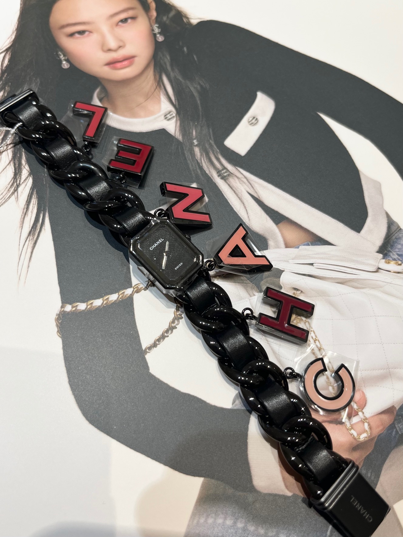 CHANEL ルミエールグラフィック　限定品　チャーム付き 試してみた】ルミエール グラフィック CHANELの人気色