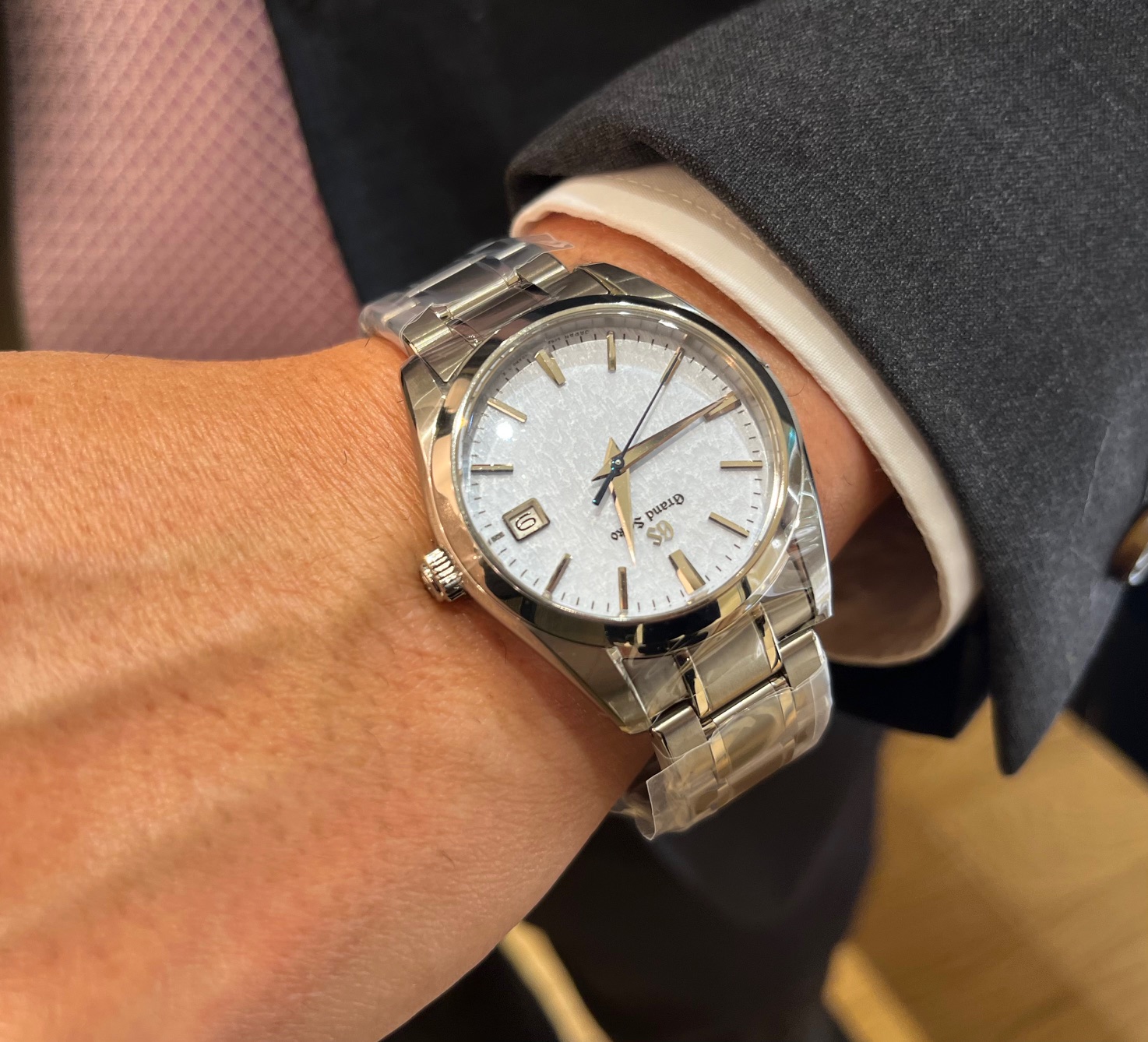 安心堂浜松店公式ブログ 【GrandSeiko】新作SBGX357 雪白ライトブルー