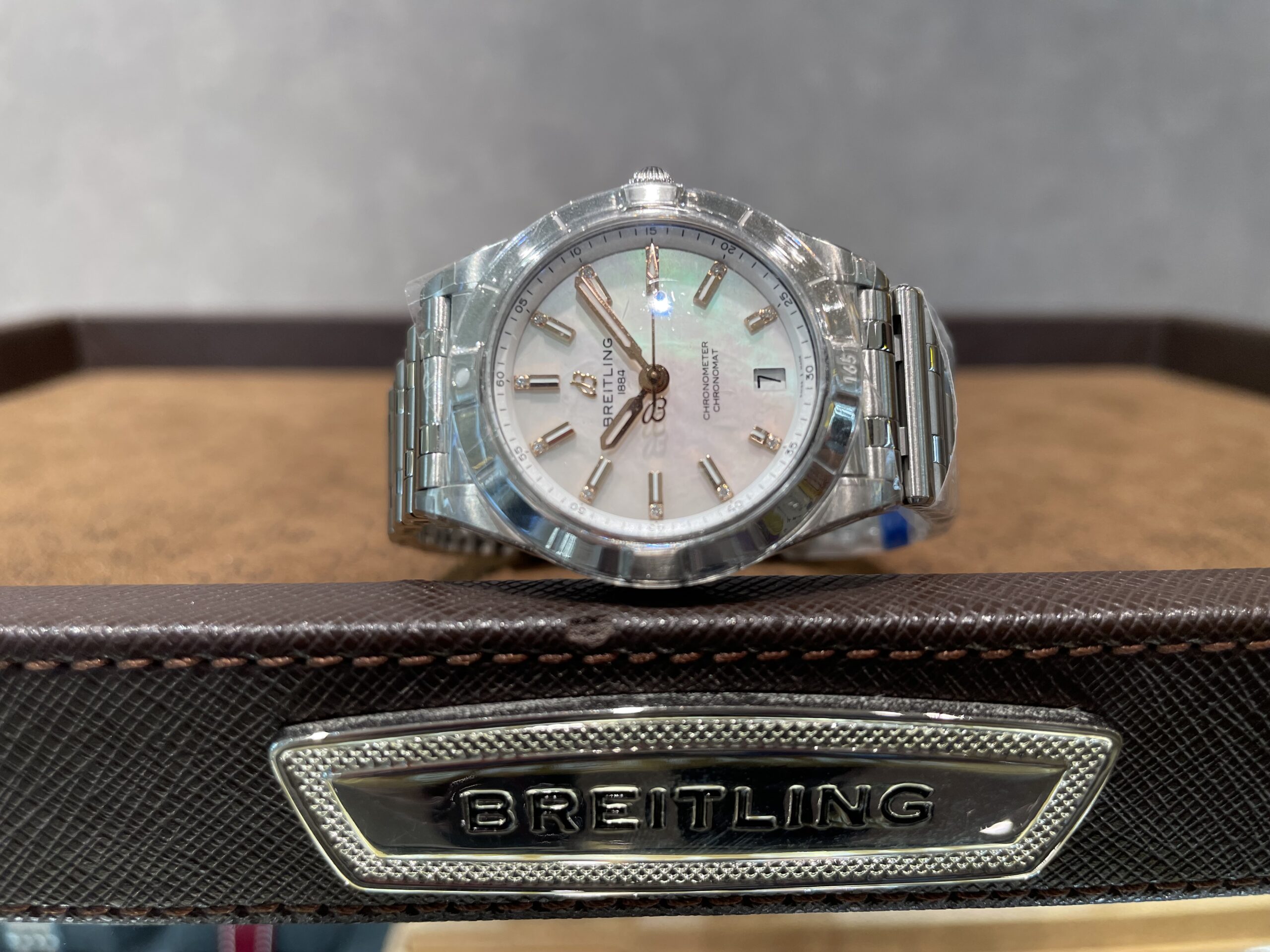 BREITLING 時計ケース ブラウン A103703A1Q1W1(A10370) ブラウン BREITLING（ブライトリング