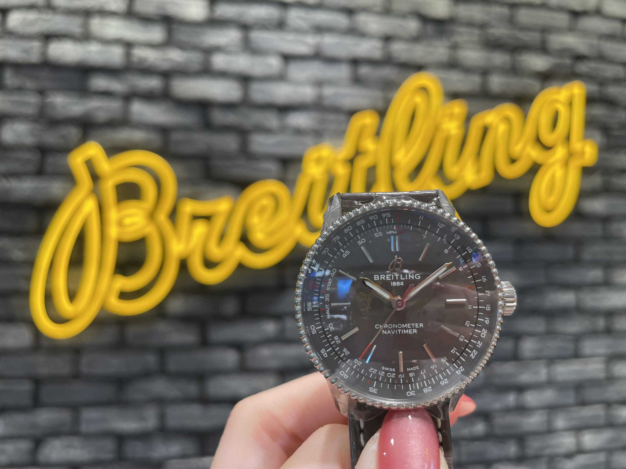 【BREITLING】やっぱナビタイマーでしょ！【ブライトリング】A17327381B1P1