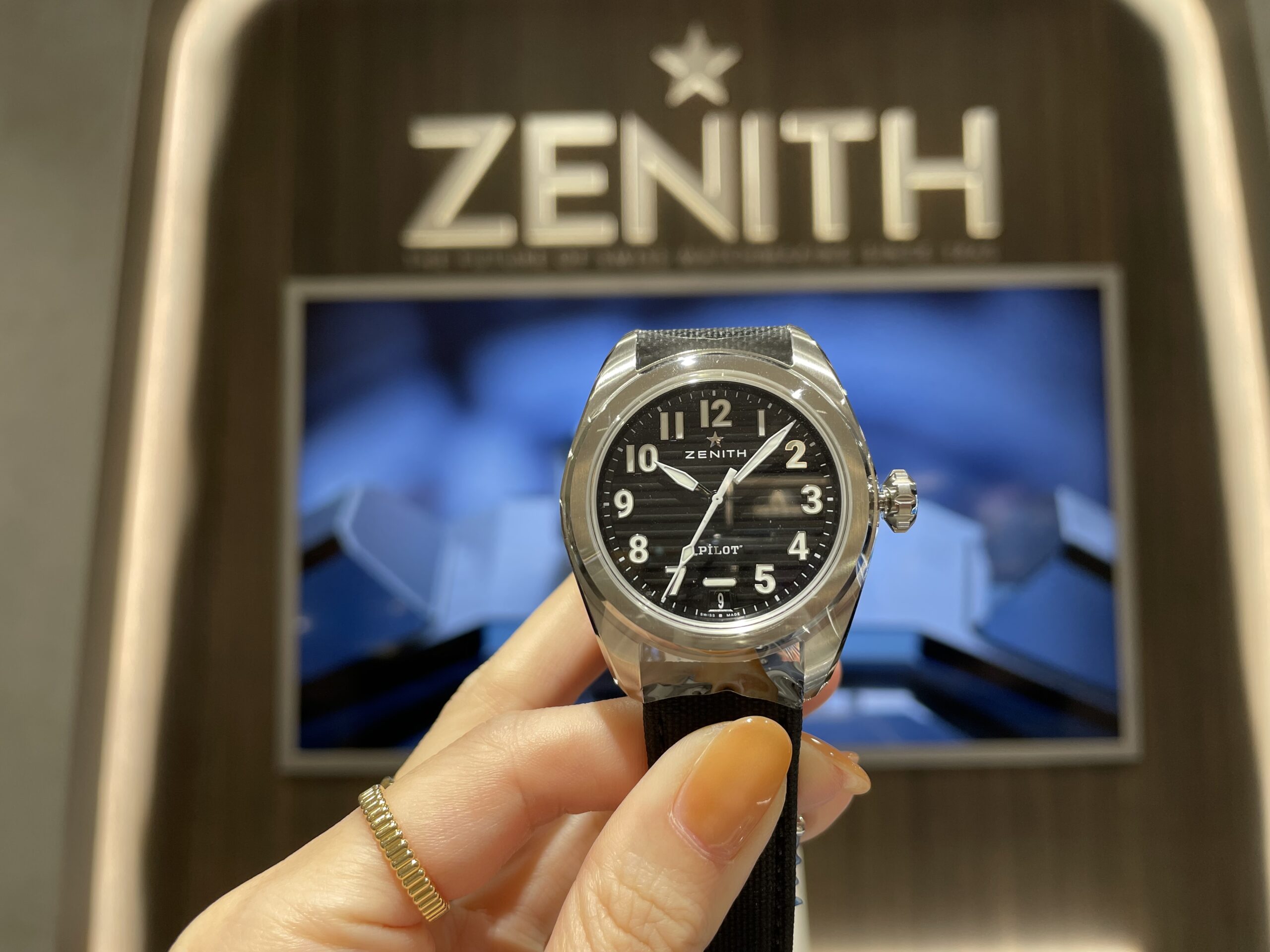 【ZENITH】パイロットウォッチ！【ゼニス】03.4000.3620/21.I001