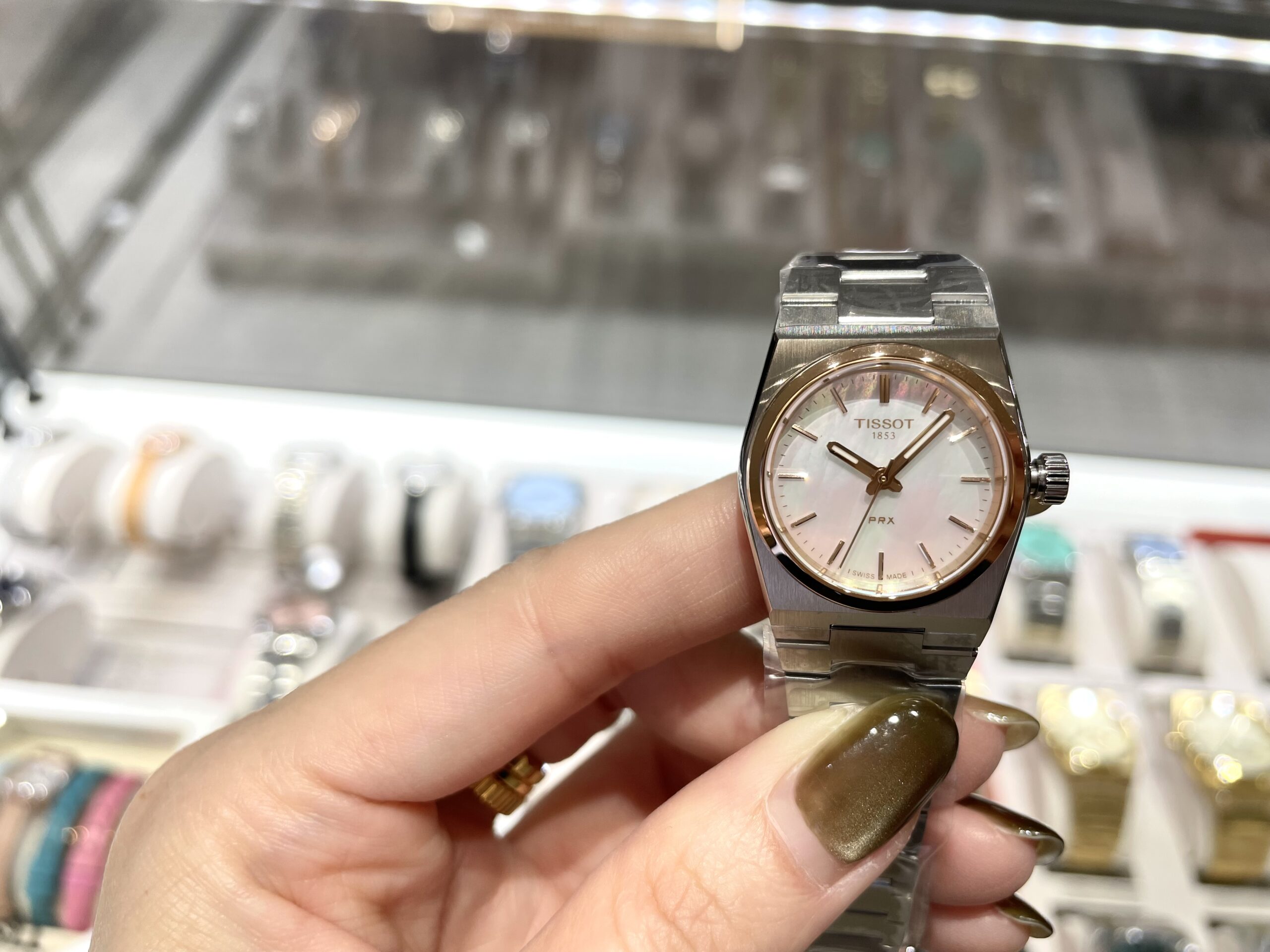 【TISSOT】クリスマスプレゼントにもピッタリ！【ティソ】T137.010.21.111.00