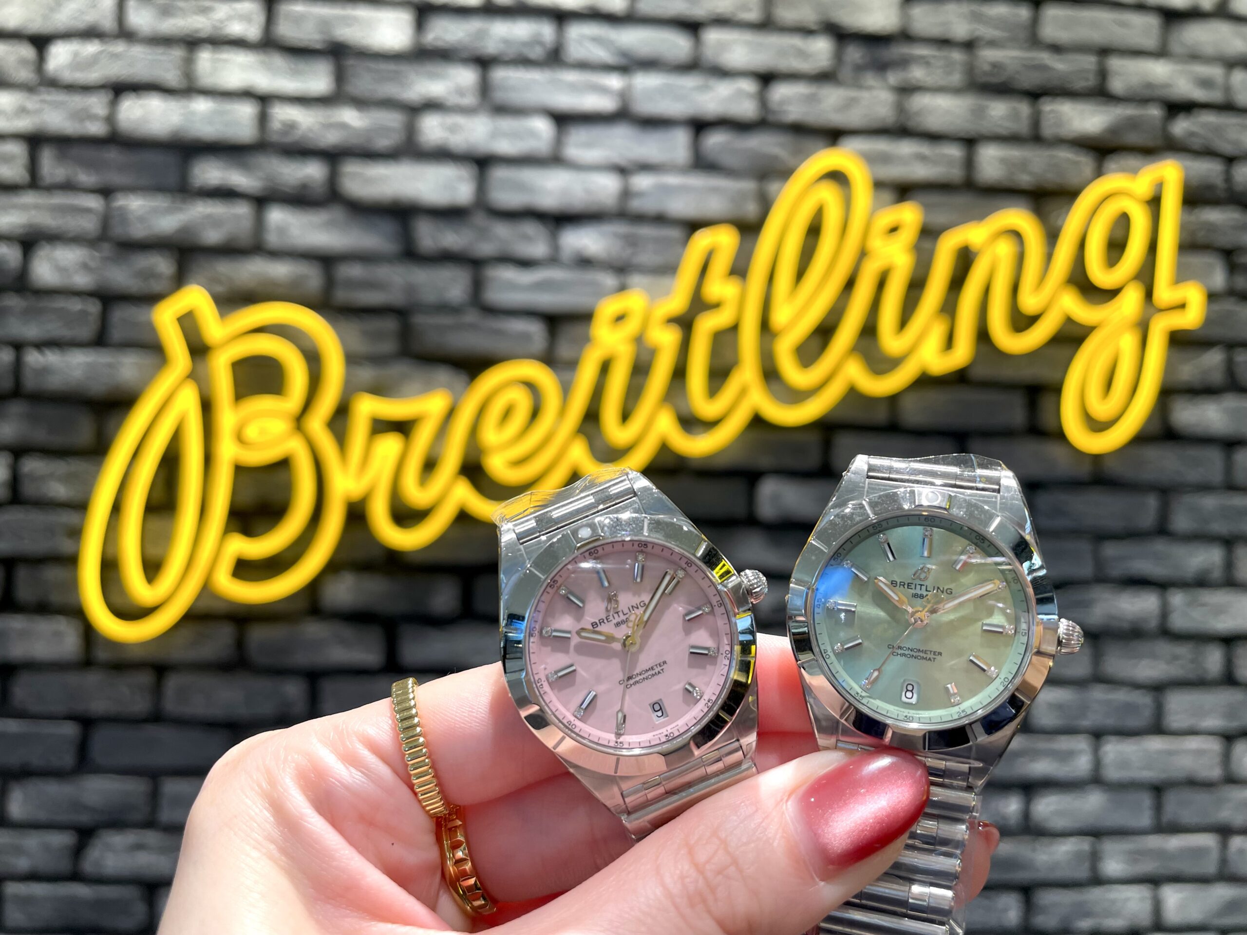 【BREITLING】クリスマスプレゼントにいかが？【ブライトリング】A77310101L1A1/A77310101K1A1