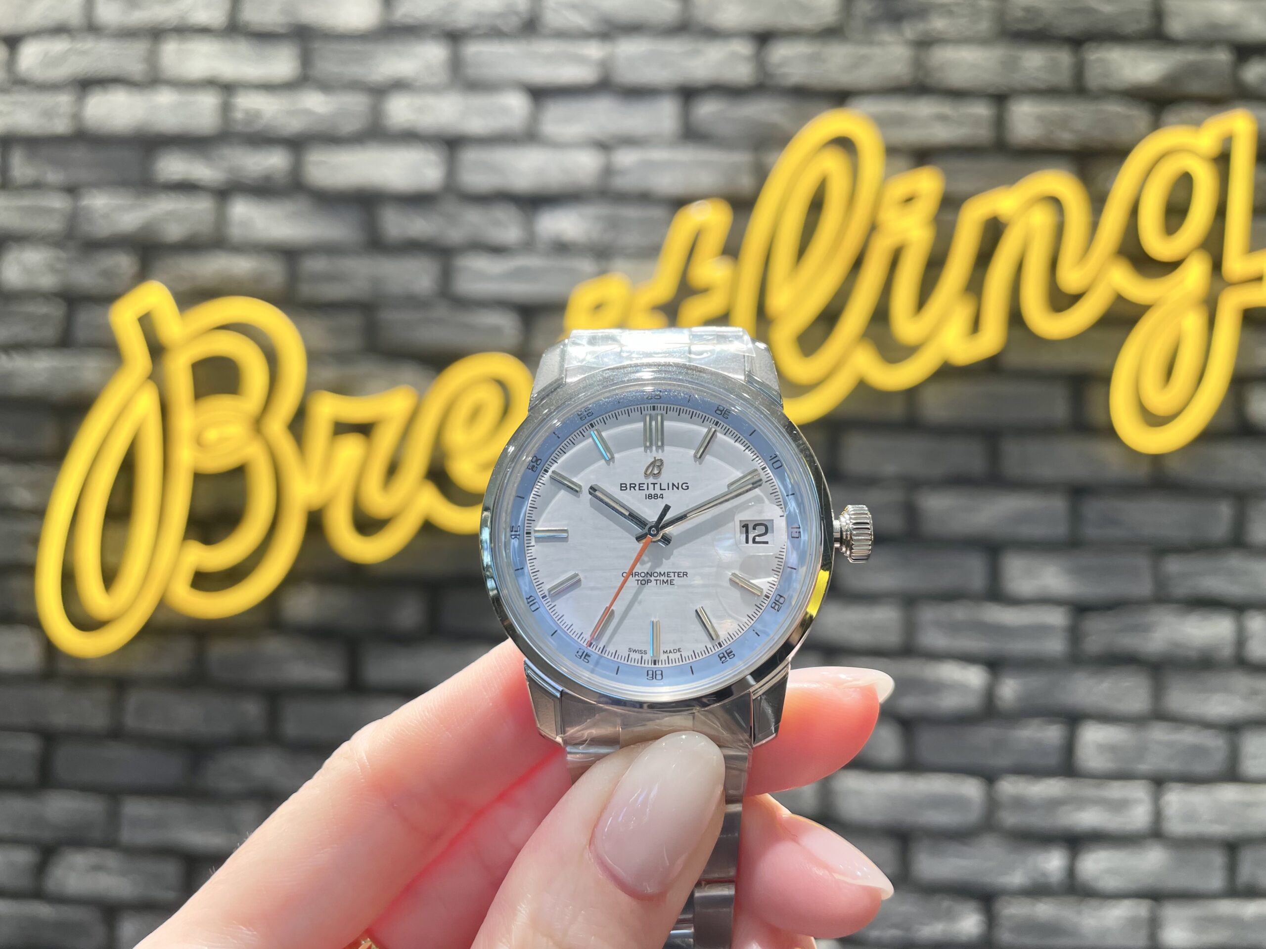 【BREITLING】新作に注目！！【ブライトリング】AB3113281A1A1