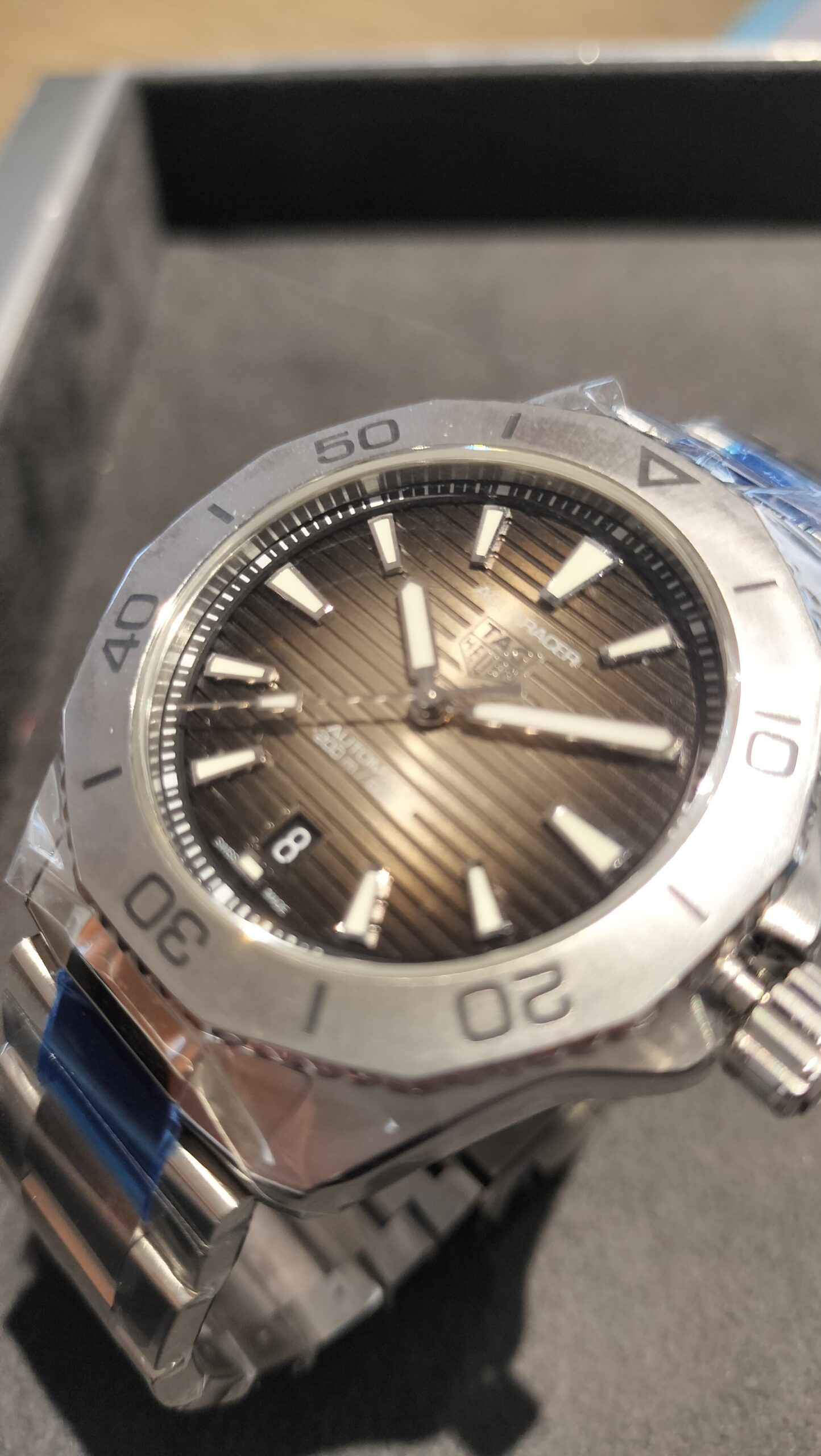 TAG Heuer ダイバーズウォッチ PC036187-1-427x320.jpg