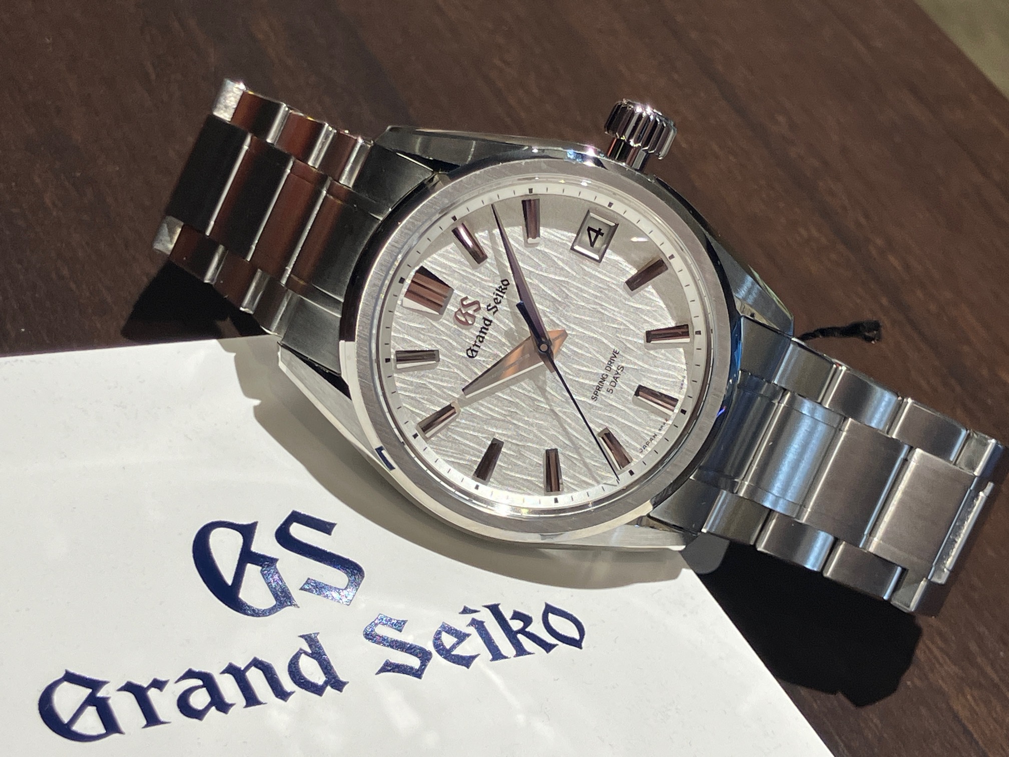 安心堂沼津店公式ブログ 【Grand Seiko】革ベルトプレゼント