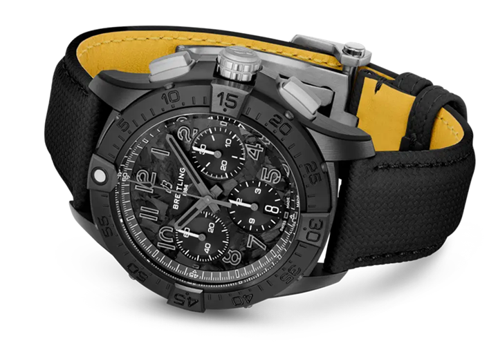 安心堂 沼津店 ブライトリング アベンジャー B01 クロノグラフ 42 ナイト ミッション