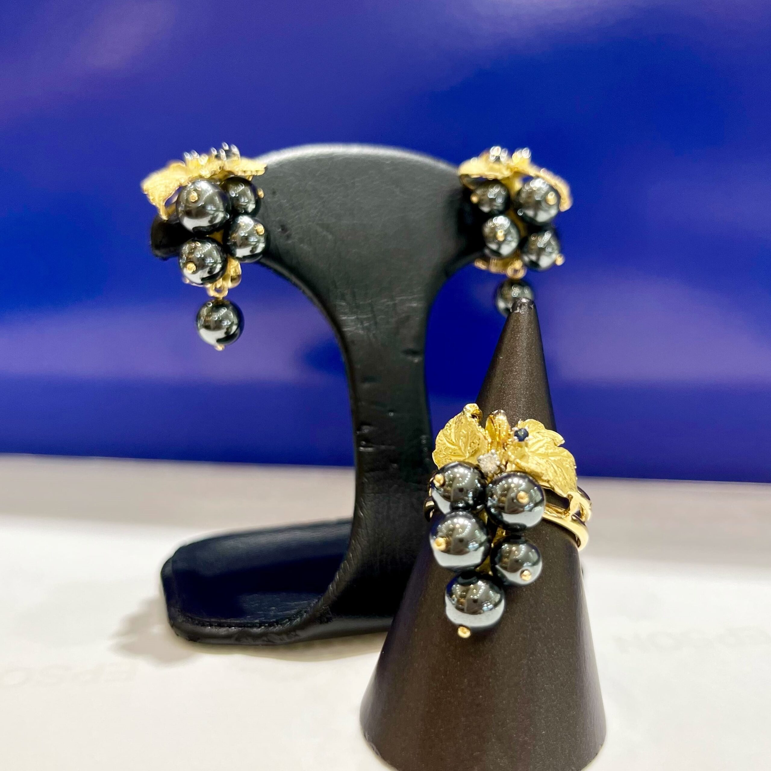 羽を持った宝石　　※イヤリング価格となっております 羽を持った宝石 ※イヤリング価格となっております