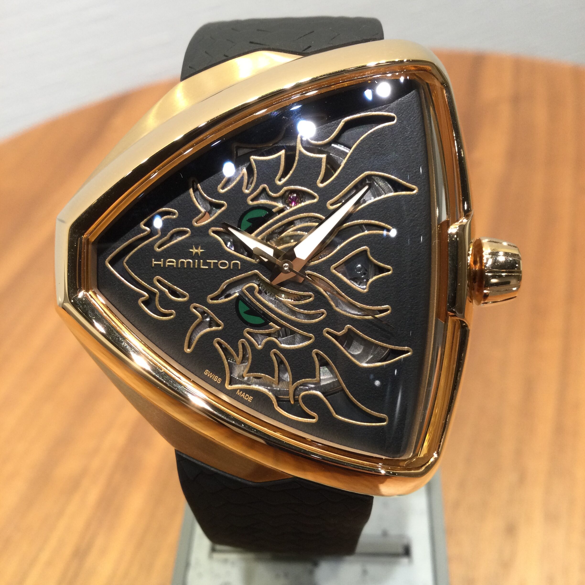 DDF87602-B87D-4BCA-903D-