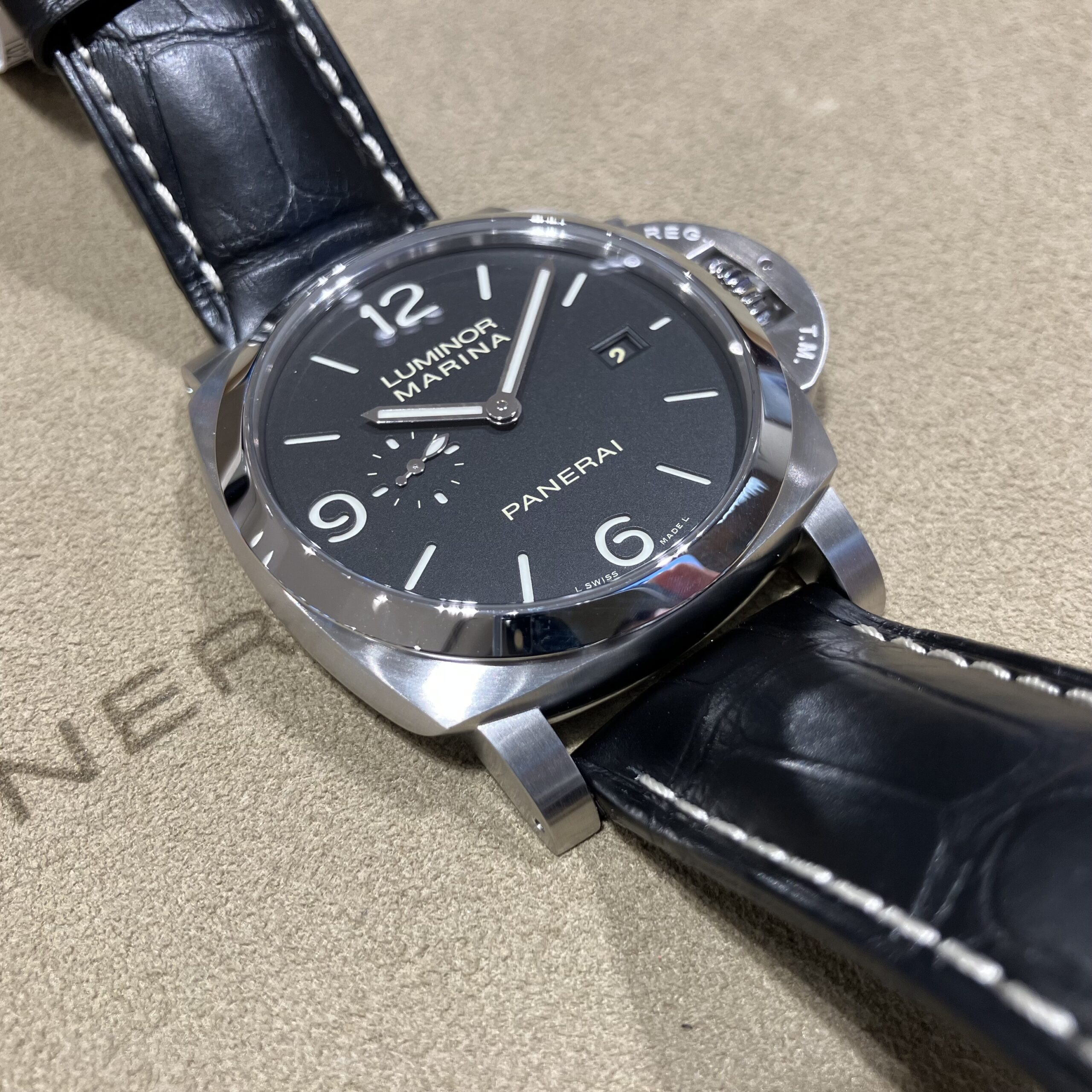 【PANERAI】黒文字盤も入荷しております！【安心堂ウォッチギャラリー静岡】