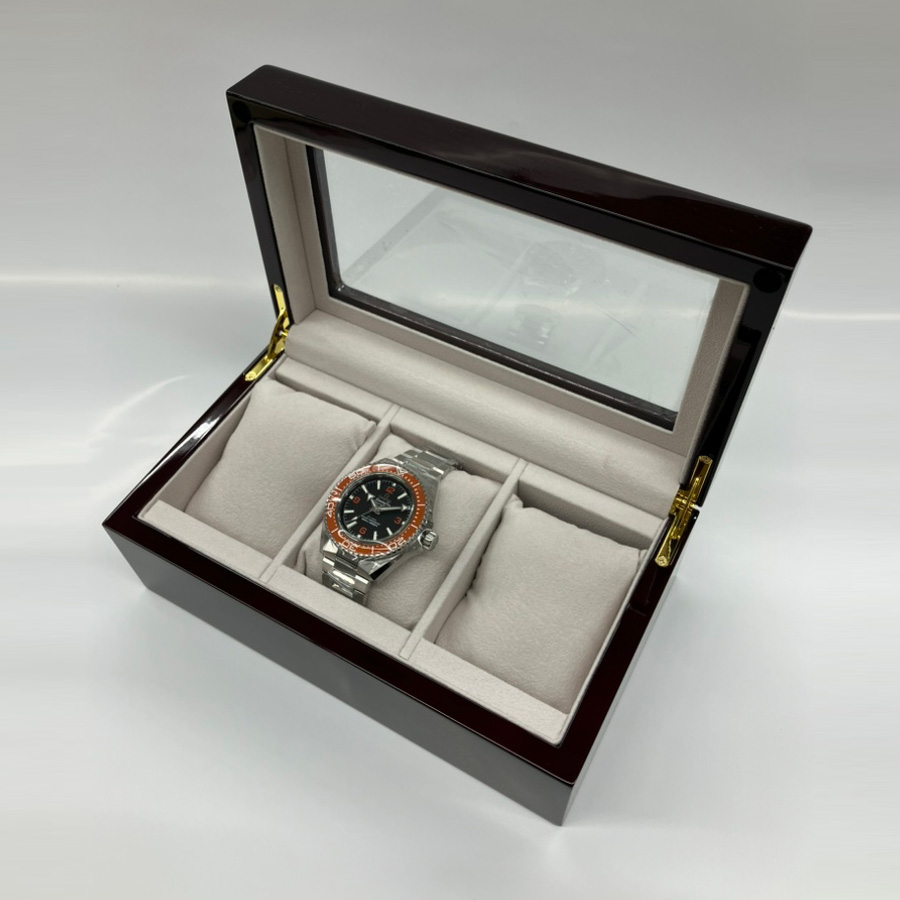 OMEGA WINTER COLLECTION 2022