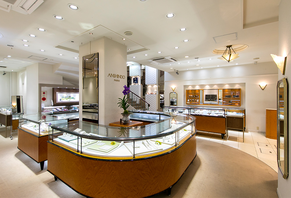 安心堂 静岡本店 パテックフィリップ