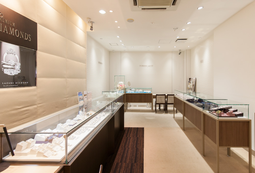 安心堂 静岡本店 1階ジュエリー